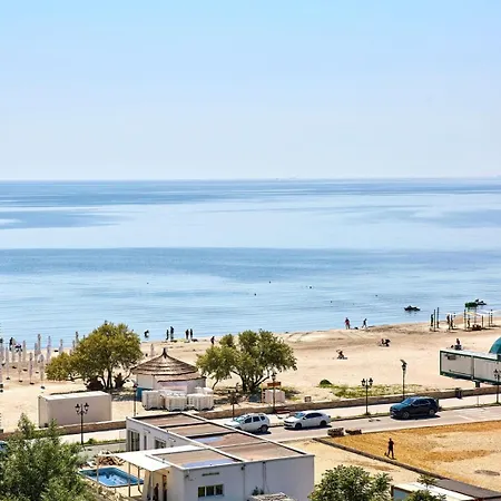 Ella Mamaia شقة فندقية