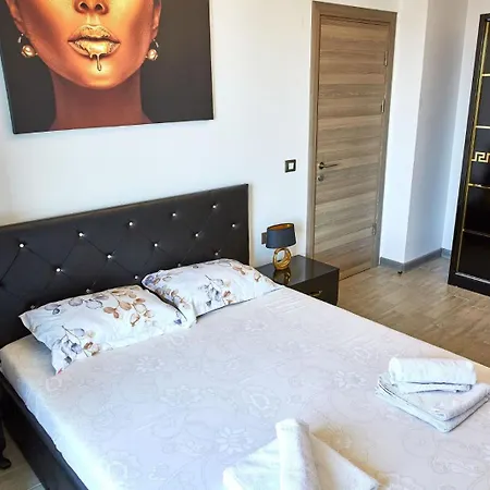 شقة فندقية Ella Mamaia Năvodari
