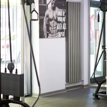 Ella Mamaia Năvodari