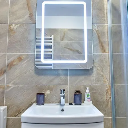 Ella Mamaia Năvodari