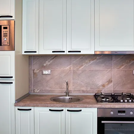 Aparthotel Ella Mamaia